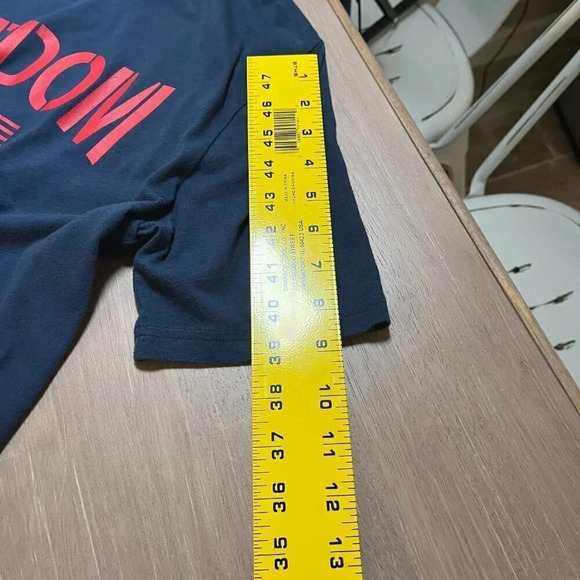 Men’s Under Armor Freedom Short Sleeve Tee Shirt Size Medium - Picture 8 of 8